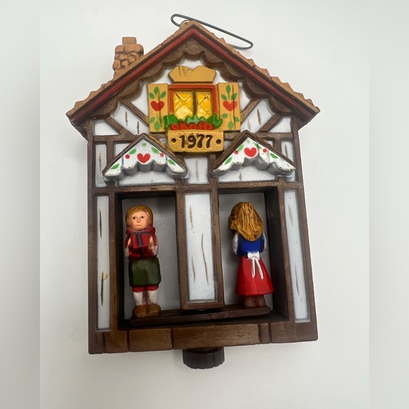 1977 Ornament Vintage Weather House Twirl About Hallmark Keepsake With Box - Picture 3 of 5